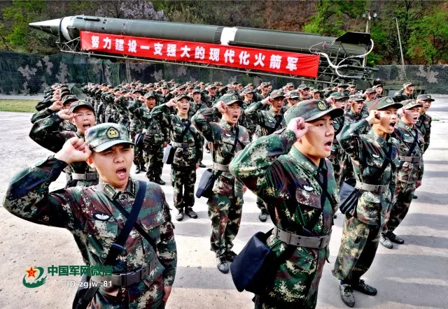 突击突击老旅长_士兵突击老a图片_士兵突击老a作战服装